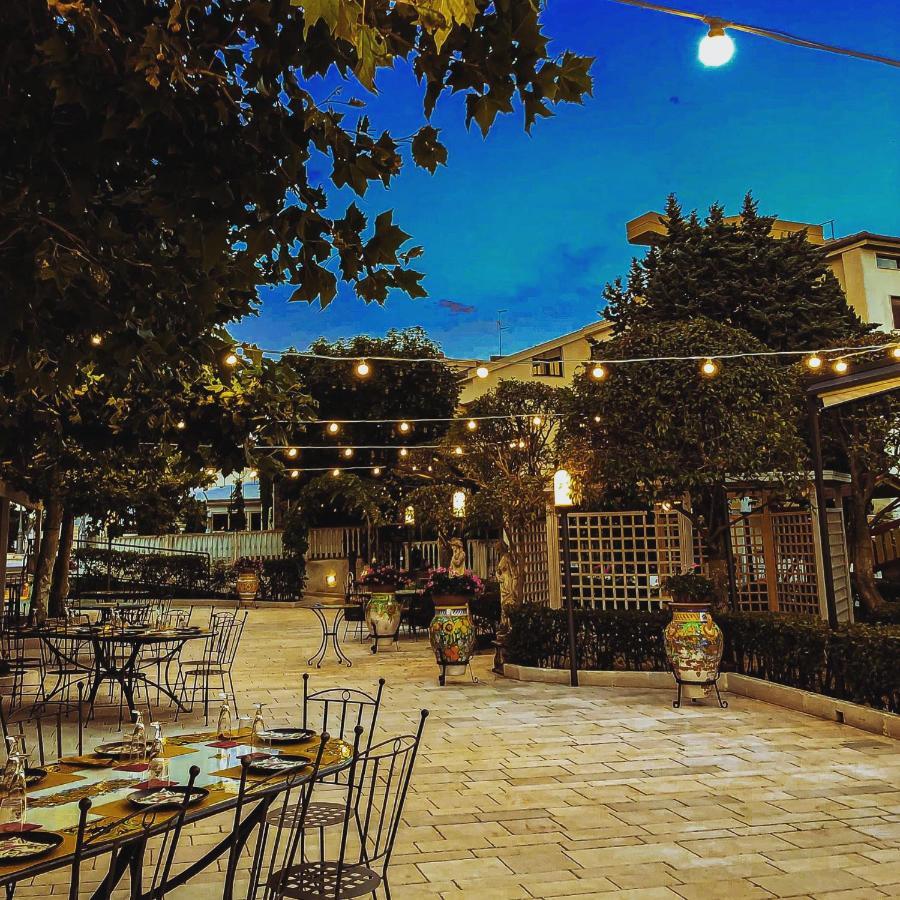 Hotel Parco Delle Rose San Giovanni Rotondo Exterior photo